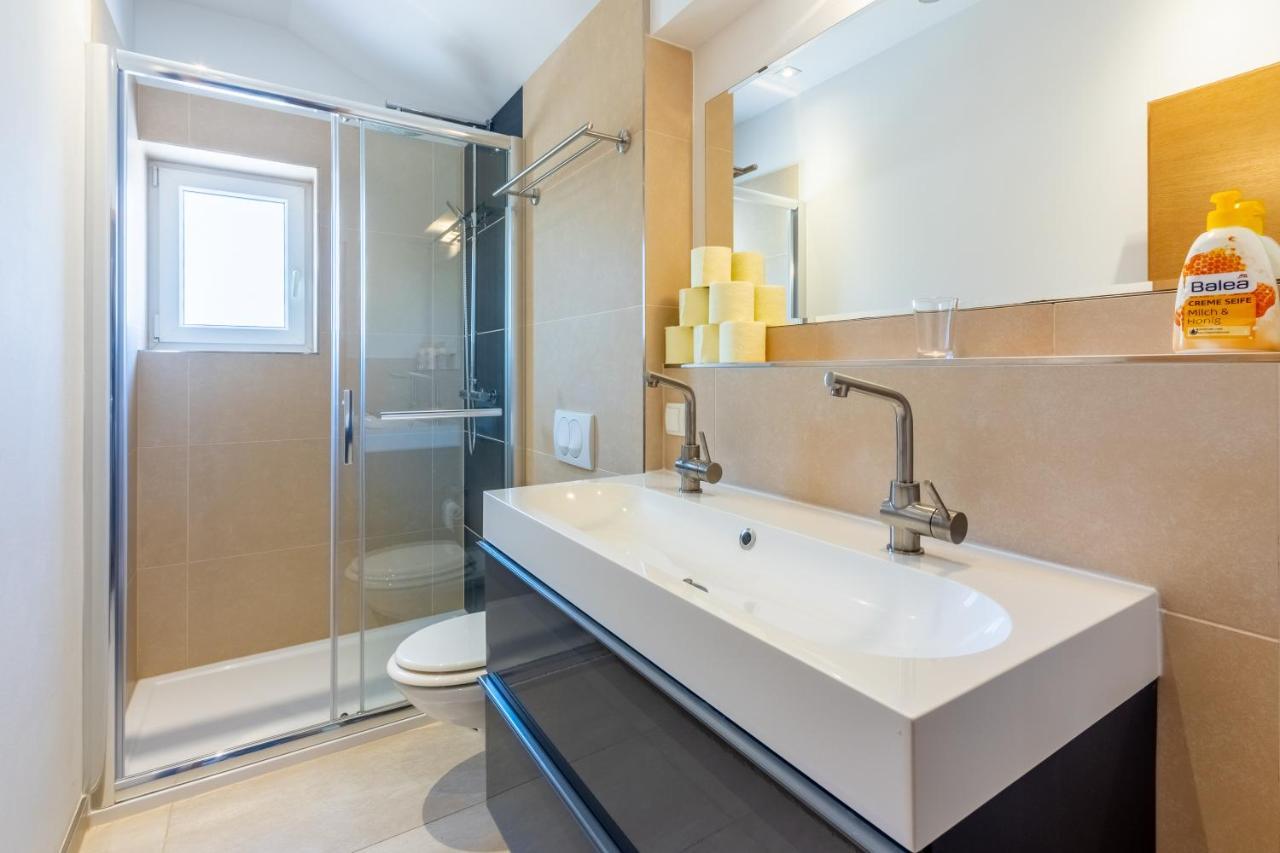 Rimac Apartment And Rooms Нови-Винодолски Экстерьер фото